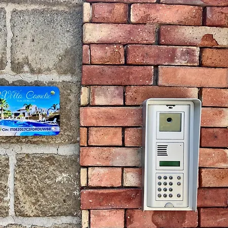 Villa Camelie Вилла Кампофеличе-ди-Роччелла