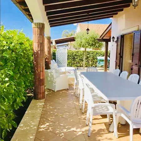 Villa Camelie Villa Campofelice Di Roccella